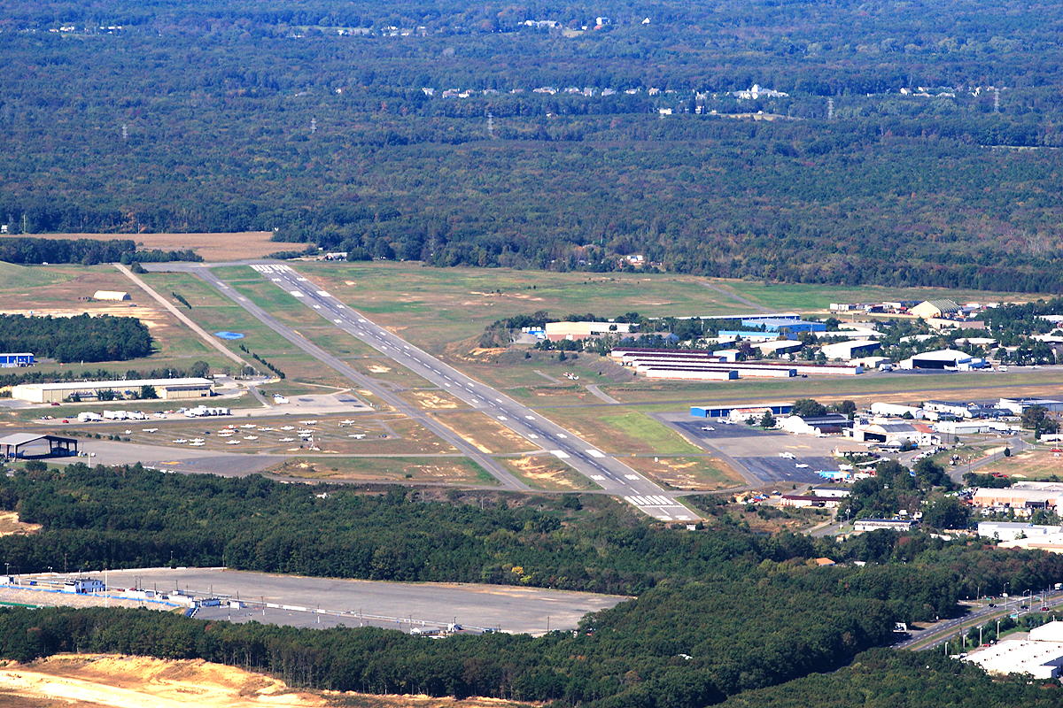 Monmouth Executive Airport Image - Monmouth County Airport Car Service